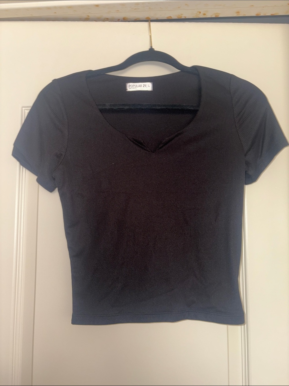 Popular 21 Black V-Neck Ribbed Short Sleeve Tee - Slim Fit